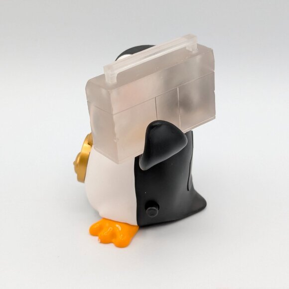 Hallmark Keepsake It's Tricky 2018 Magic Sound Penguin Christmas Ornament - Picture 7 of 10